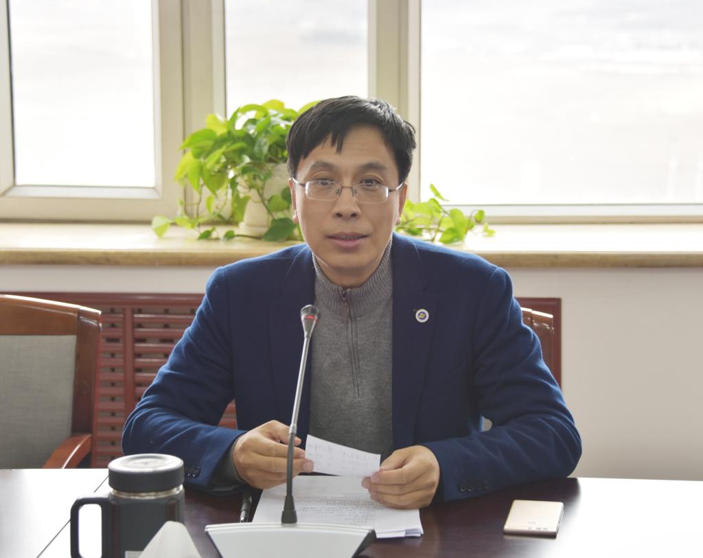 校党委常委,副校长杨敬民主持会议并讲话